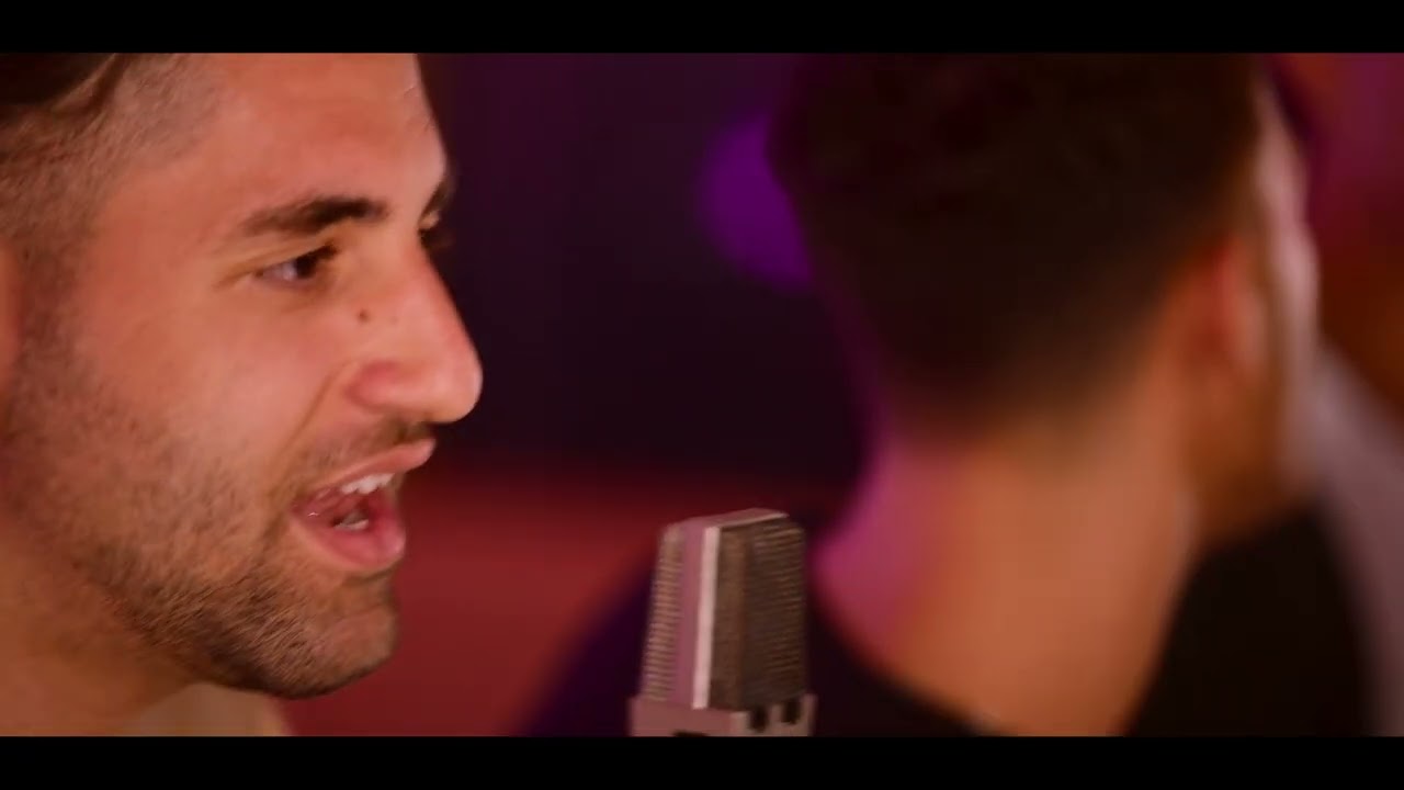 آهنگ "غریبه"(Stranger)